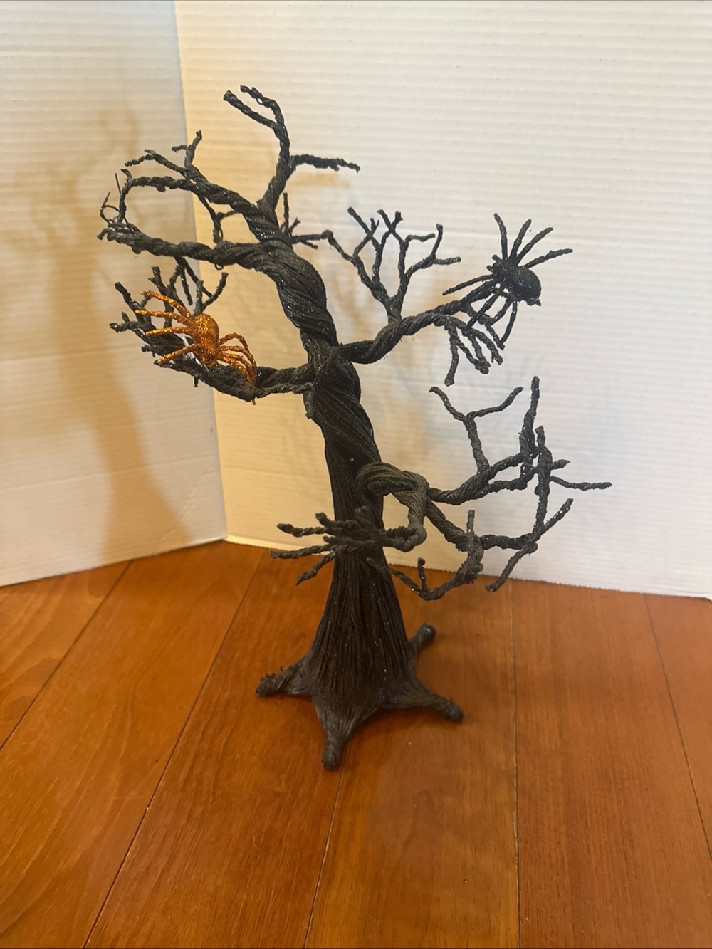 Vtg 15" Black Twisted Wire Metal Halloween Tree Spooky Display No Ornaments